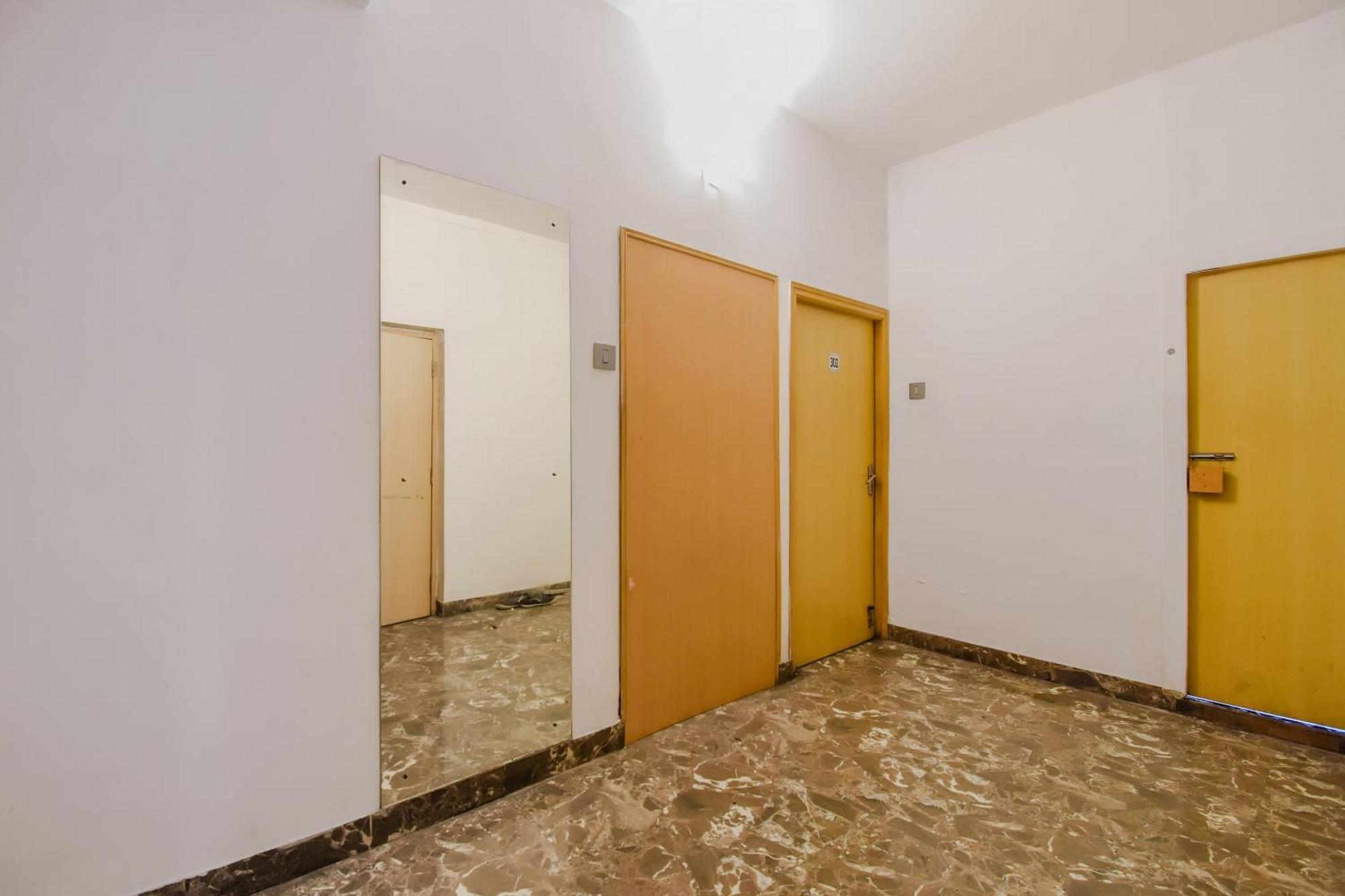 Hotel Super Oyo Krishna 4*